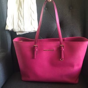 Michael Kors Jet Set Travel Tote